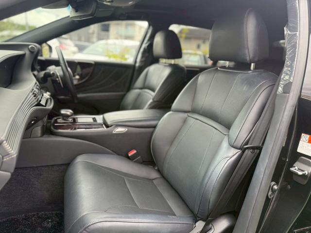 ＬＳ ＬＳ５００ｈ　Ｉパッケージ　禁煙車／サンルーフ／黒本革シート／ＢＳＭ／ＨＵＤ／シートヒーター／シートエアコン／純正ナビ／全方位カメラ／純正１９インチＡＷ／パワーシート／パワーバックドア／アダプティブクルーズコントロール／ＥＴＣ（39枚目）
