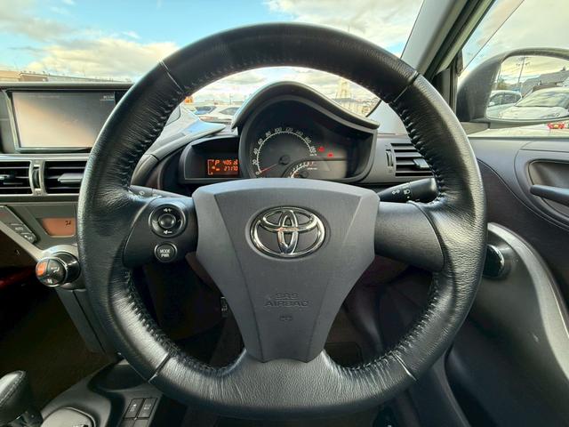 ｉＱ １００Ｇ　禁煙車／プッシュスタート／スマートキー／地デジナビ／ＥＴＣ／横滑り防止／電動格納ミラー／（16枚目）