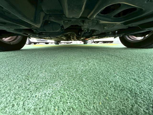 シエンタ ハイブリッドＧ　禁煙車／両側パワースライドドア／純正ＡＷ／純正ナビ／ステアリングリモコン／シートヒーター／トヨタセーフティーサポート／ビルトインＥＴＣ（45枚目）