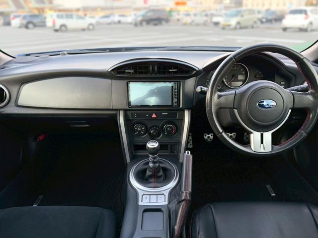 BRZ R 6MT/ワンオーナー/禁煙車/ENEEPETAL車高調/純正ナビ/TRDパフォーマンスダンパー/TRDタワーバー/バックカメラ/フルセグTV/ETC/Bluetooth/キーレス/純正アルミホイール/(7枚目)