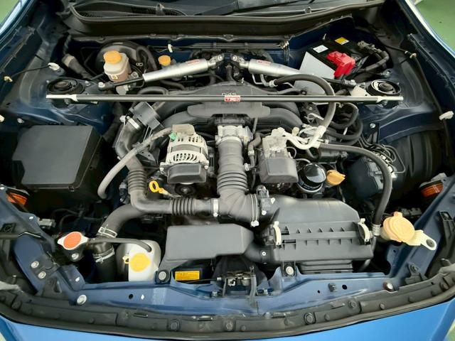 BRZ R 6MT/ワンオーナー/禁煙車/ENEEPETAL車高調/純正ナビ/TRDパフォーマンスダンパー/TRDタワーバー/バックカメラ/フルセグTV/ETC/Bluetooth/キーレス/純正アルミホイール/(14枚目)
