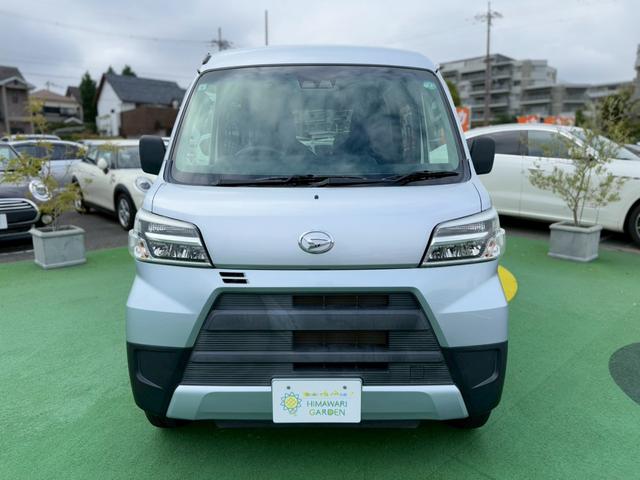 ハイゼットカーゴ DX SAIII 禁煙車/パワーウィンドウ/キーレス/アイドリングストップ/衝突軽減ブレーキ/横滑り防止/オートライト/キーレス/両側スライドドア/(8枚目)