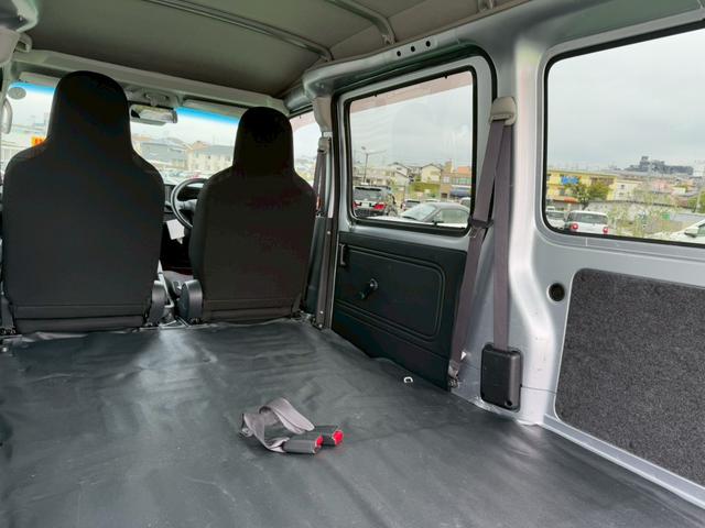 ハイゼットカーゴ DX SAIII 禁煙車/パワーウィンドウ/キーレス/アイドリングストップ/衝突軽減ブレーキ/横滑り防止/オートライト/キーレス/両側スライドドア/(29枚目)