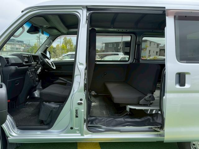 ハイゼットカーゴ DX SAIII 禁煙車/パワーウィンドウ/キーレス/アイドリングストップ/衝突軽減ブレーキ/横滑り防止/オートライト/キーレス/両側スライドドア/(65枚目)