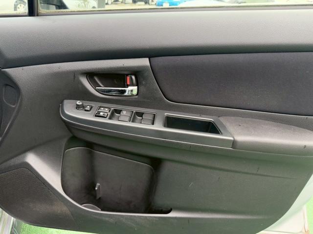 ＸＶ ２．０ｉ　禁煙車／ルーフレーン／純正アルミホイール／パドルシフト／ナビ／ワンセグ／ＣＤ／ＤＶＤ／キーレス／ＥＴＣ／クルーズコントロール／（26枚目）