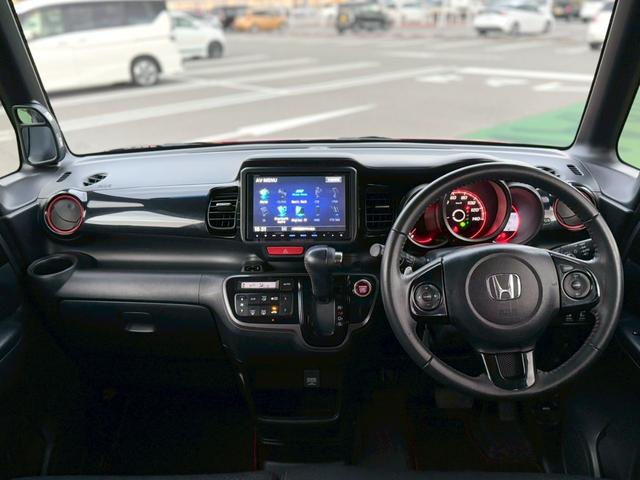 Ｎ－ＢＯＸ＋カスタム Ｇ・ターボＡパッケージ　ターボエンジン／両側パワースライドドア／純正ナビ／フルセグＴＶ／Ｂｌｕｅｔｏｏｔｈ／ＤＶＤ再生／プッシュスタート／スマートキー／スペアキー／ＥＴＣ／パドルシフト／ステアリングリモコン（4枚目）