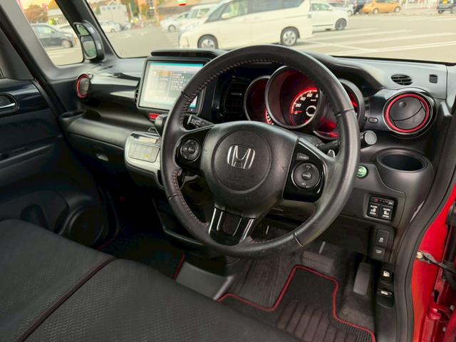 Ｎ－ＢＯＸ＋カスタム Ｇ・ターボＡパッケージ　ターボエンジン／両側パワースライドドア／純正ナビ／フルセグＴＶ／Ｂｌｕｅｔｏｏｔｈ／ＤＶＤ再生／プッシュスタート／スマートキー／スペアキー／ＥＴＣ／パドルシフト／ステアリングリモコン（7枚目）