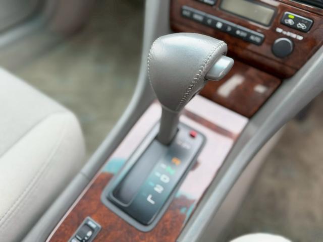 ウィンダム ２．５Ｇ　禁煙車／ユーザー買取り／パワーシート／ＥＴＣ／社外アルミホイール／（15枚目）