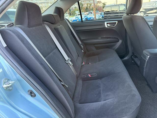 カローラアクシオ ハイブリッドＧ　禁煙車／純正ナビ／フルセグＴＶ／Ｂｌｕｅｔｏｏｔｈ／バックカメラ／ＥＴＣ／回転シート／プッシュスタート／スマートキー／ステアリングリモコン／スペアキー／ＤＶＤ再生（8枚目）