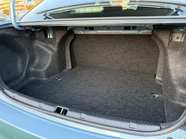 カローラアクシオ ハイブリッドＧ　禁煙車／純正ナビ／フルセグＴＶ／Ｂｌｕｅｔｏｏｔｈ／バックカメラ／ＥＴＣ／回転シート／プッシュスタート／スマートキー／ステアリングリモコン／スペアキー／ＤＶＤ再生（25枚目）