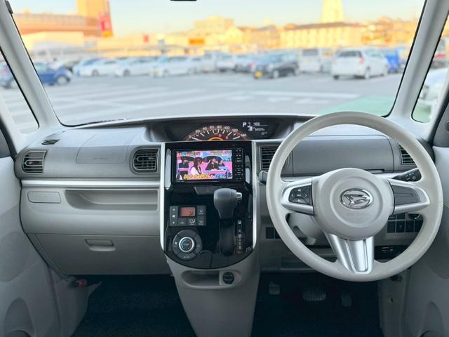 タント Ｘ　禁煙車／ピラーレス／両側スライドドア／社外ナビ／バックカメラ／テレビ／前後ドラレコ／ＥＴＣ／プッシュスタート／スマートキー／フルフラットシート／（4枚目）