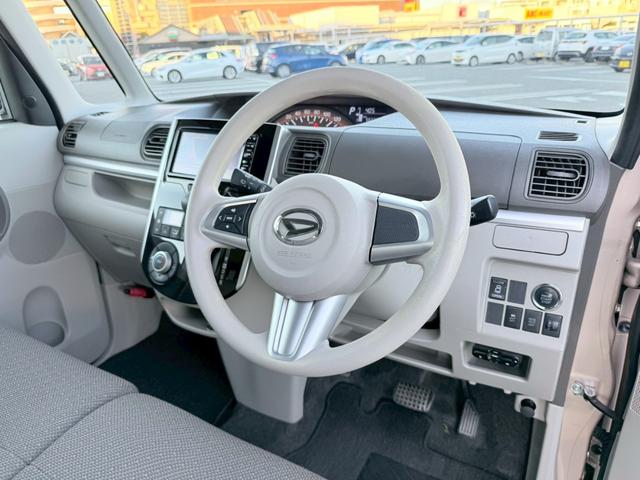 タント Ｘ　禁煙車／ピラーレス／両側スライドドア／社外ナビ／バックカメラ／テレビ／前後ドラレコ／ＥＴＣ／プッシュスタート／スマートキー／フルフラットシート／（10枚目）