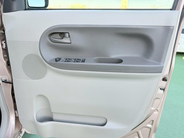 タント Ｘ　禁煙車／ピラーレス／両側スライドドア／社外ナビ／バックカメラ／テレビ／前後ドラレコ／ＥＴＣ／プッシュスタート／スマートキー／フルフラットシート／（30枚目）