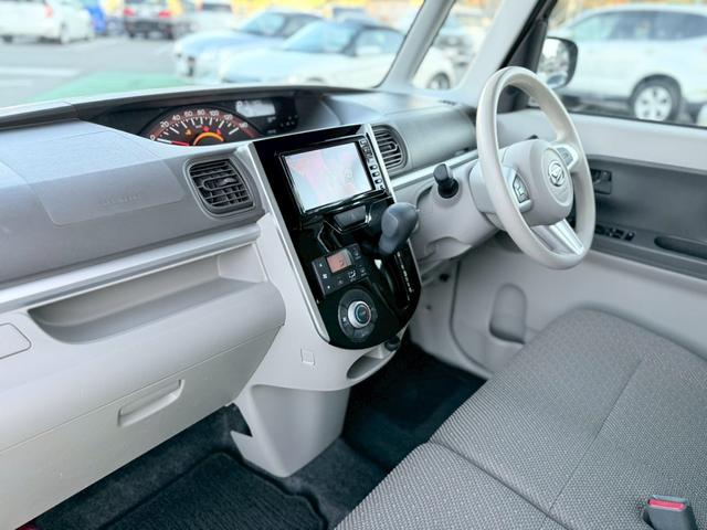 タント Ｘ　禁煙車／ピラーレス／両側スライドドア／社外ナビ／バックカメラ／テレビ／前後ドラレコ／ＥＴＣ／プッシュスタート／スマートキー／フルフラットシート／（31枚目）