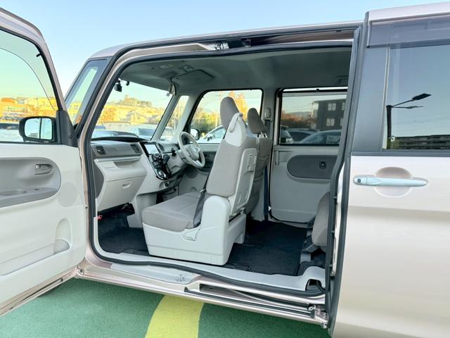 タント Ｘ　禁煙車／ピラーレス／両側スライドドア／社外ナビ／バックカメラ／テレビ／前後ドラレコ／ＥＴＣ／プッシュスタート／スマートキー／フルフラットシート／（34枚目）