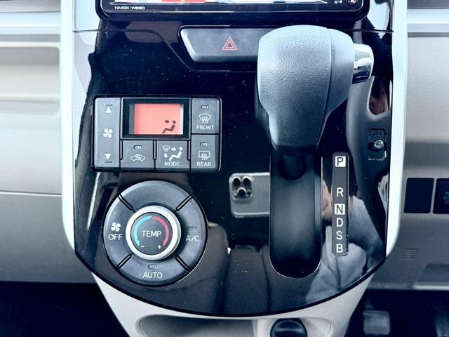 タント Ｘ　禁煙車／ピラーレス／両側スライドドア／社外ナビ／バックカメラ／テレビ／前後ドラレコ／ＥＴＣ／プッシュスタート／スマートキー／フルフラットシート／（41枚目）