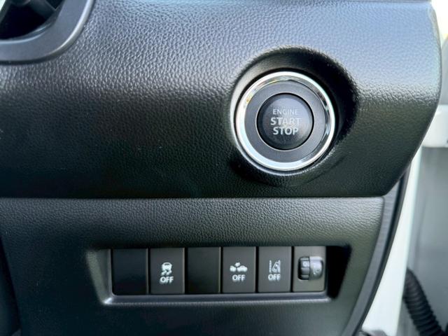 スイフト ＸＬ　禁煙車／ワンオーナー／ユーザー買取り／セーフティーパッケージ／純正ナビ／全方位カメラ／フルセグＴＶ／シートヒーター／プッシュスタート／スマートキー／前後ドラレコ／ＥＴＣ／クルーズコントロール／純正ＡＷ（11枚目）