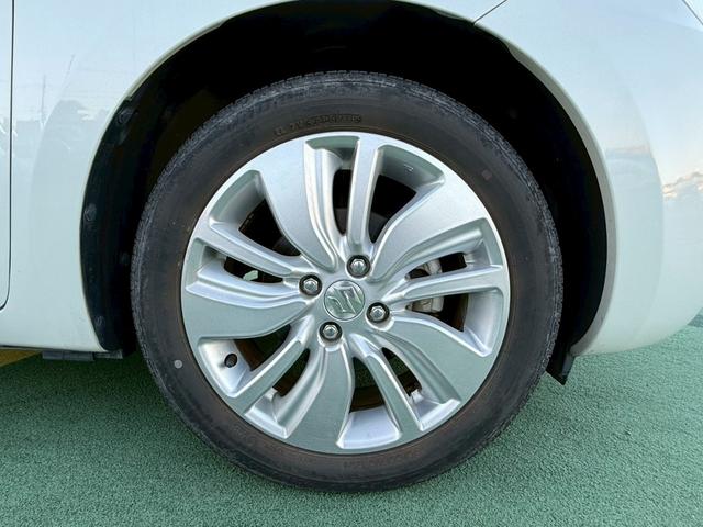 スイフト ＸＬ　禁煙車／ワンオーナー／ユーザー買取り／セーフティーパッケージ／純正ナビ／全方位カメラ／フルセグＴＶ／シートヒーター／プッシュスタート／スマートキー／前後ドラレコ／ＥＴＣ／クルーズコントロール／純正ＡＷ（19枚目）