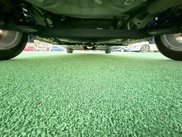 スイフト ＸＬ　禁煙車／ワンオーナー／ユーザー買取り／セーフティーパッケージ／純正ナビ／全方位カメラ／フルセグＴＶ／シートヒーター／プッシュスタート／スマートキー／前後ドラレコ／ＥＴＣ／クルーズコントロール／純正ＡＷ（51枚目）