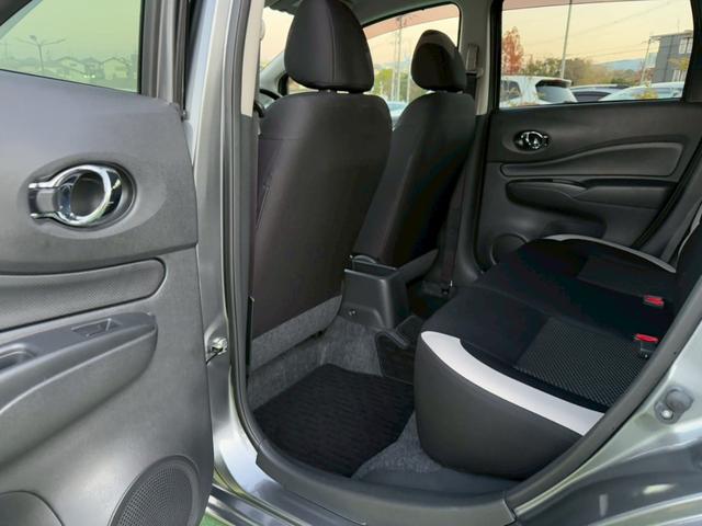 ノート e-パワー X 禁煙車/e-POWER/純正ナビ/全方位カメラ/プッシュスタート/スマートキー/フルセグTV/デジタルインナーミラー/電動格納ミラー/衝突軽減ブレーキ/(37枚目)