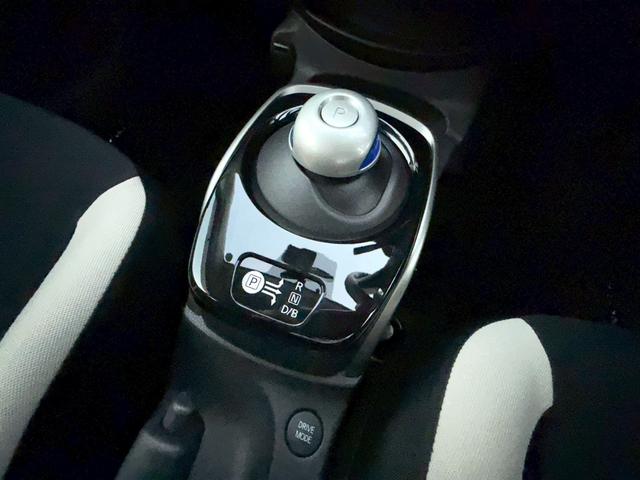 ノート e-パワー X 禁煙車/e-POWER/純正ナビ/全方位カメラ/プッシュスタート/スマートキー/フルセグTV/デジタルインナーミラー/電動格納ミラー/衝突軽減ブレーキ/(44枚目)