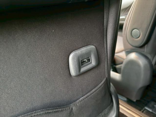 セレナ ハイウェイスター プロパイロットエディション 禁煙車/純正ナビ/ETC/プロパイロット/アダプティブクルーズコントロール/両側パワースライドドア/Bluetooth/電動パーキング/フルセグTV/ハンズフリーオートスライドドア/オートリトラミラー(40枚目)