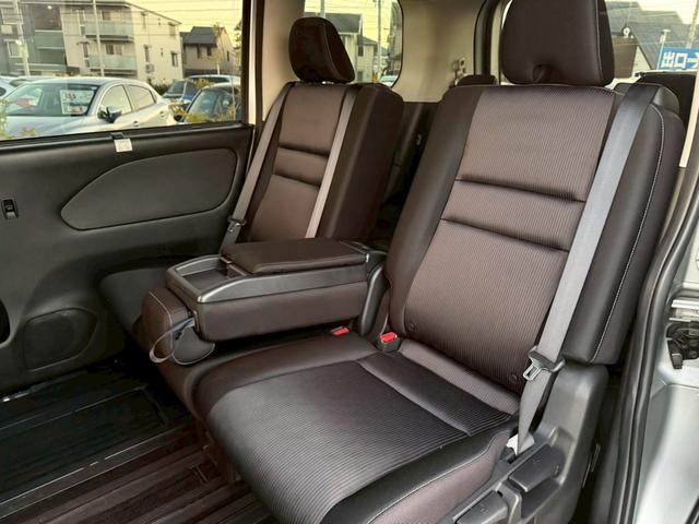 セレナ ハイウェイスター プロパイロットエディション 禁煙車/純正ナビ/ETC/プロパイロット/アダプティブクルーズコントロール/両側パワースライドドア/Bluetooth/電動パーキング/フルセグTV/ハンズフリーオートスライドドア/オートリトラミラー(42枚目)