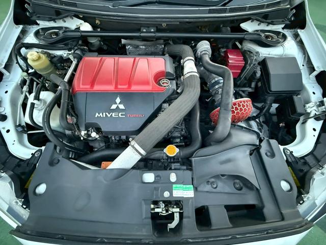 ランサー GSRエボリューションX 5MT/HKS車高調/HKSインテーク/HKSタービン/柿本レーシングマフラー/ブースト計油温計/レカロシート/アドバンレーシング18AW/スマートキー2個/取説/禁煙車(5枚目)