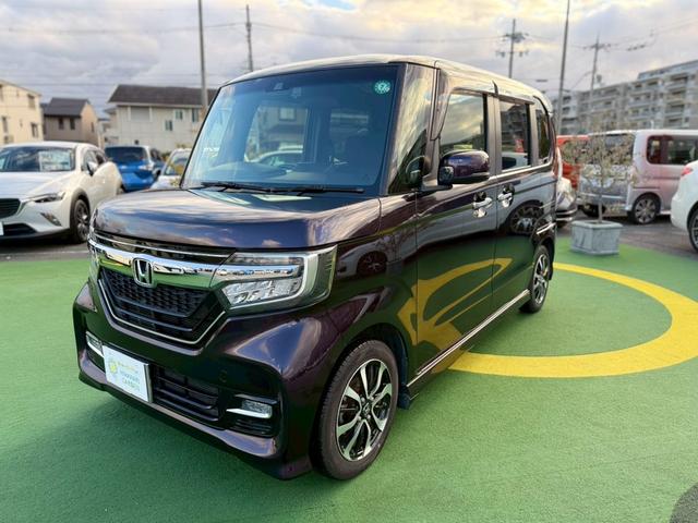 Ｎ－ＢＯＸカスタム Ｇ・ＥＸホンダセンシング　／禁煙車／純正８インチナビ／ＡｐｐｌｅＣａｒＰｌａｙ対応／バックカメラ／フルセグＴＶ／純正前後ドラレコ／プッシュスタート／スマートキー／アダプティブクルーズコントロール／ビルトインＥＴＣ／純正ＡＷ（12枚目）