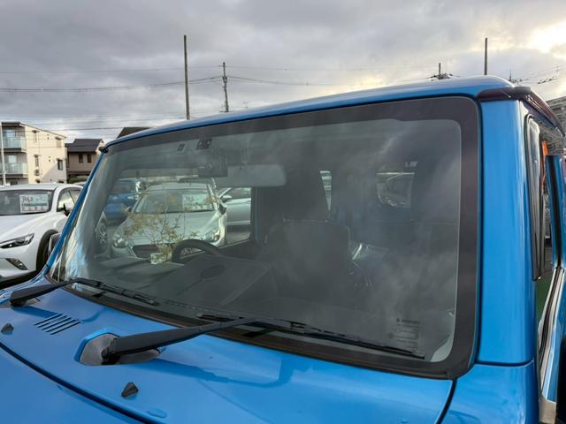 ジムニー ＸＬ　禁煙車／５ＭＴ／リフトアップ車／ブロックタイヤ／サティスファクションエアクリ／マフラー／シートヒーター／Ｐａｎａｓｏｎｉｃナビ／Ｂｌｕｅｔｏｏｔｈ／テレビ／ドラレコ／プッシュスタート／スマートキー／（25枚目）