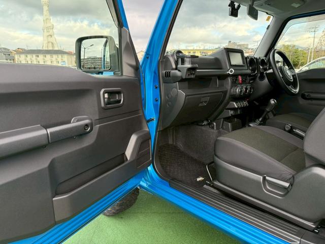 ジムニー ＸＬ　禁煙車／５ＭＴ／リフトアップ車／ブロックタイヤ／サティスファクションエアクリ／マフラー／シートヒーター／Ｐａｎａｓｏｎｉｃナビ／Ｂｌｕｅｔｏｏｔｈ／テレビ／ドラレコ／プッシュスタート／スマートキー／（38枚目）