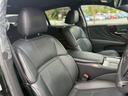 ＬＳ５００ｈ　Ｉパッケージ　禁煙車／サンルーフ／黒本革シート／ＢＳＭ／ＨＵＤ／シートヒーター／シートエアコン／純正ナビ／全方位カメラ／純正１９インチＡＷ／パワーシート／パワーバックドア／アダプティブクルーズコントロール／ＥＴＣ（16枚目）