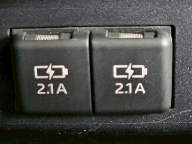 シエンタ Ｇ　クエロ　３６０カメラ　衝突被害軽減Ｓ　Ｒカメラ　ＢＴ接続　両側ＰＳＤ　衝突安全ボディ　Ｗエアバック　スマートキ　ナビＴＶ　キーフリーシステム　ＬＥＤヘッド　パワーウィンド　ウォークスルー　ＥＴＣ装備　ＶＳＣ（47枚目）