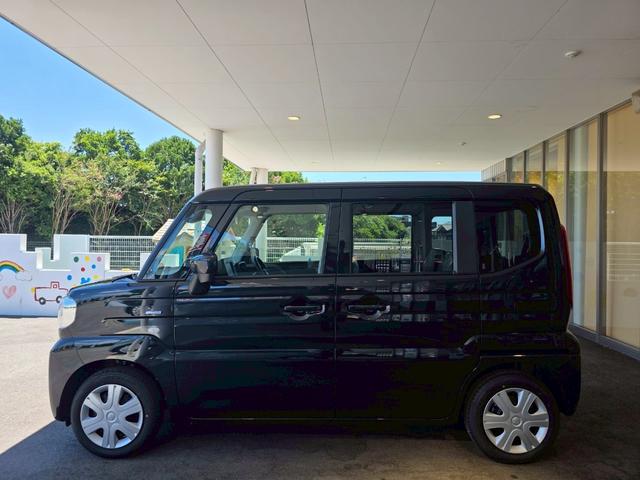 スペーシア ハイブリッドG 届出済未使用車 禁煙車 衝突被害軽減ブレーキ 両側スライドドア オートライト 電動格納式ミラー オートエアコン アイドリングストップ 横滑り防止機能 アクセサリーソケット マニュアルレベリング機能(9枚目)
