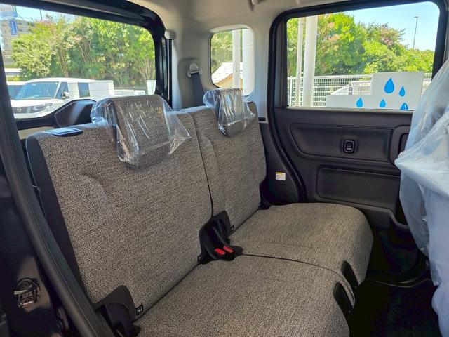 スペーシア ハイブリッドG 届出済未使用車 禁煙車 衝突被害軽減ブレーキ 両側スライドドア オートライト 電動格納式ミラー オートエアコン アイドリングストップ 横滑り防止機能 アクセサリーソケット マニュアルレベリング機能(27枚目)