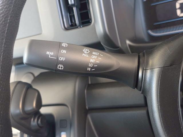 スペーシア ハイブリッドG 届出済未使用車 禁煙車 衝突被害軽減ブレーキ 両側スライドドア オートライト 電動格納式ミラー オートエアコン アイドリングストップ 横滑り防止機能 アクセサリーソケット マニュアルレベリング機能(32枚目)