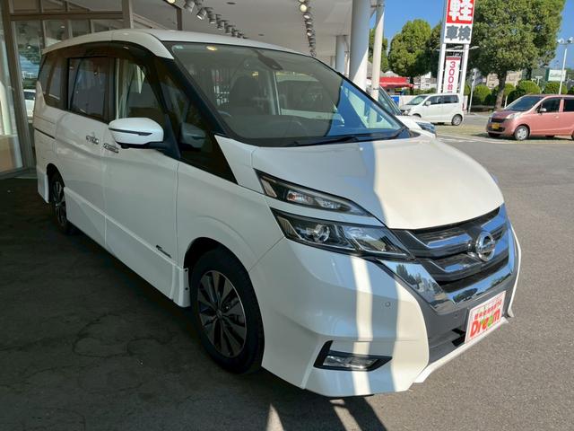 セレナ ハイウェイスターＧ　純正ナビ　ＥＴＣ　アラウンドビューモニター　両側電動スライドドア　衝突被害軽減ブレーキ　純正アルミホイール　クルーズコントロール　アイドリングストップ　電動格納式ミラー　スマートキー　オートライト（10枚目）