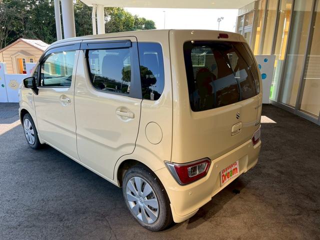 ワゴンＲ ハイブリッドＦＸ　衝突被害軽減ブレーキ　純正オーディオ　レーンキープアシスト　運転性シートヒーター　パーキングセンサー　アイドリングストップ　スマートキー　電動格納式ミラー（10枚目）