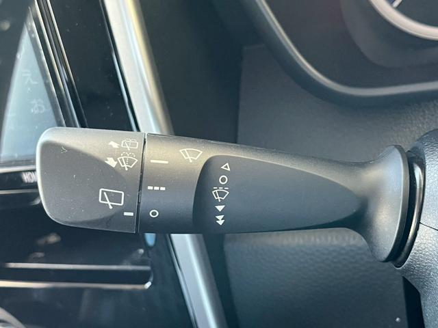 ルーミー カスタムＧ　ナビ　バックカメラ　ＥＴＣ　両側電動スライドドア　衝突被害軽減ブレーキ　パーキングセンサー　純正アルミホイール　フォグライト　電動格納式ミラー　オートライト　フルフラットシート　スマートキー（35枚目）