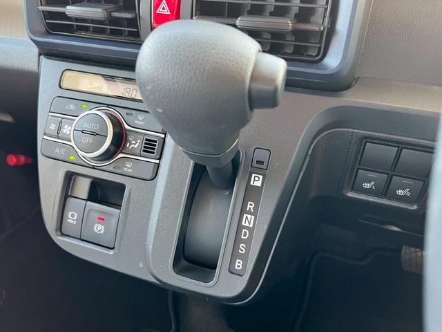 タント Ｘ　片側電動スライドドア　衝突被害軽減ブレーキ　電子パーキング　オートブレーキホールド　パーキングセンサー　前席シートヒーター　電動格納式ミラー　ＵＳＢ充電　アイドリングストップ　横滑り防止機能（40枚目）