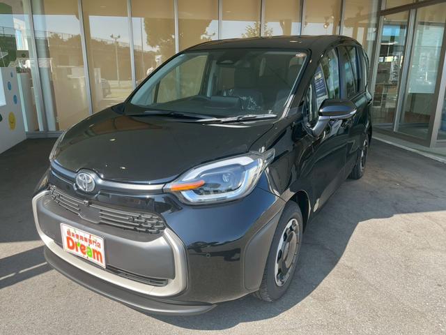 シエンタ ハイブリッドＺ　登録済未使用車　純正ディスプレイオーディオ　全周囲カメラ　ＥＴＣ２．０　両側電動スライドドア　衝突被害軽減ブレーキ　電子パーキング　オートブレーキホールド　アダプティブクルーズコントロール（8枚目）