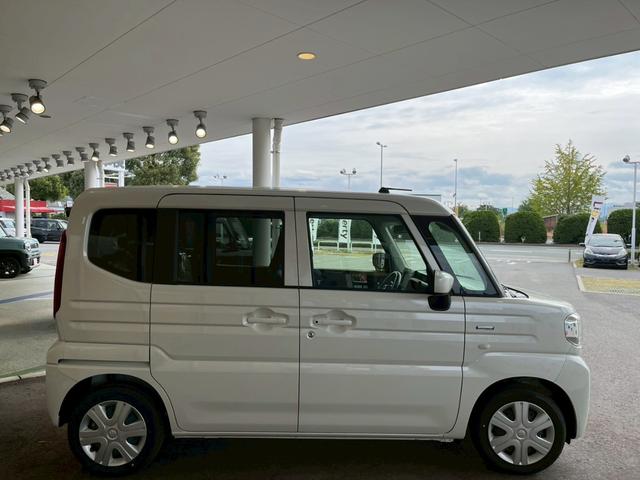 スペーシア ハイブリッドG 衝突被害軽減ブレーキ 両側スライドドア オートエアコン 電動格納式ミラー オートライト アイドリングストップ 横滑り防止機能 パワーウィンドウ マニュアルレベリング機能(8枚目)