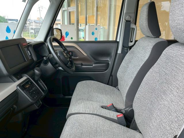 スペーシア ハイブリッドG 衝突被害軽減ブレーキ 両側スライドドア オートエアコン 電動格納式ミラー オートライト アイドリングストップ 横滑り防止機能 パワーウィンドウ マニュアルレベリング機能(24枚目)