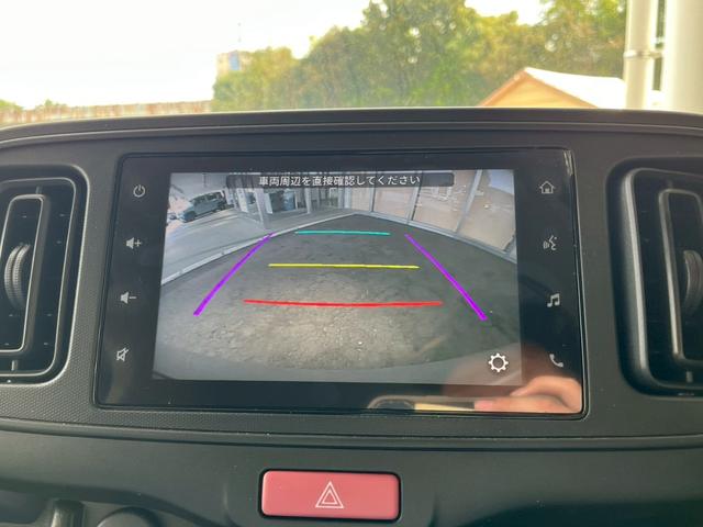 アルト Ｌ　ディスプレイオーディオ　バックカメラ　衝突被害軽減ブレーキ　レーンキープアシスト　パーキング　運転席シートヒーター　電動格納式ミラー　キーレス　アクセサリーソケット　マニュアルエアコン　横滑り防止機能（6枚目）