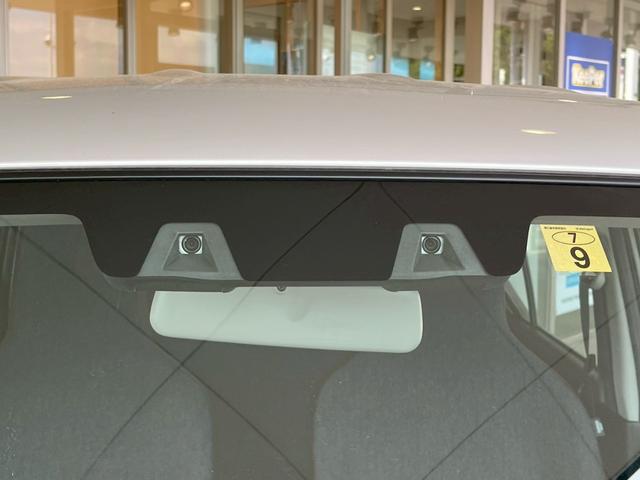 アルト Ｌ　ディスプレイオーディオ　バックカメラ　衝突被害軽減ブレーキ　レーンキープアシスト　パーキング　運転席シートヒーター　電動格納式ミラー　キーレス　アクセサリーソケット　マニュアルエアコン　横滑り防止機能（7枚目）