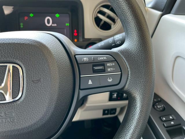 Ｎ－ＢＯＸ ベースグレード　両側電動スライドドア　ＨｏｎｄａＳＥＮＳＩＮＧ　アダプティブクルーズコントロール　電子パーキング　オートブレーキホールド　前席シートヒーター　スマートキー　ＥＣＯモード　ＬＥＤヘッドライト（32枚目）