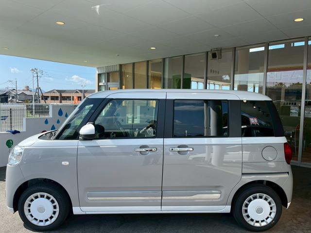 ムーヴキャンバス ストライプスＧ　両側電動スライドドア　衝突被害軽減ブレーキ　電子パーキング　オートブレーキホールド　前席シートヒーター　スマートキー　アイドリングストップ　アクセサリーソケット　オートライト　電動格納式ミラー（9枚目）