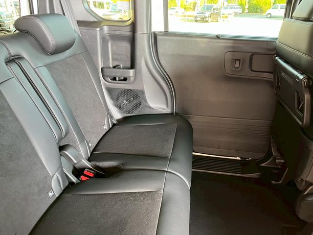 Ｎ－ＢＯＸカスタム ターボ　ＨｏｎｄａＳＥＮＳＩＮＧ　両側電動スライドドア　アダプティブクルーズコントロール　純正アルミホイール　ＬＥＤヘッドライト　電子パーキング　オートブレーキホールド　スマートキー　前席シートヒーター（27枚目）