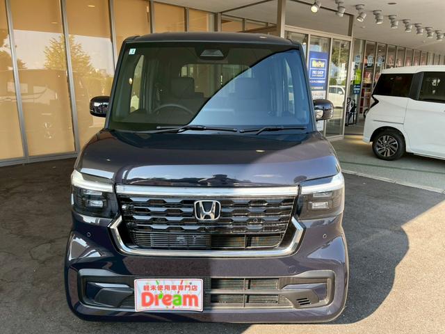 Ｎ－ＢＯＸカスタム ベースグレード　届出済未使用車　両側電動スライドドア　純正アルミホイール　電子パーキング　オートブレーキホールド　アダプティブクルーズコントロール　電動格納ミラー　オートエアコン　スマートキー　前席シートヒーター（7枚目）