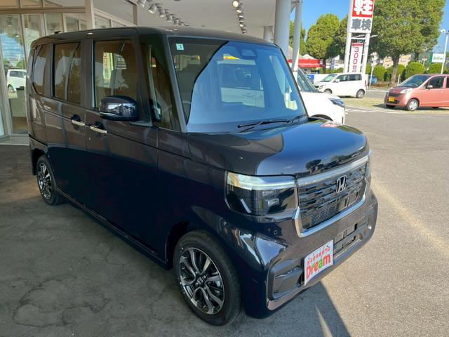 Ｎ－ＢＯＸカスタム ベースグレード　届出済未使用車　両側電動スライドドア　純正アルミホイール　電子パーキング　オートブレーキホールド　アダプティブクルーズコントロール　電動格納ミラー　オートエアコン　スマートキー　前席シートヒーター（8枚目）